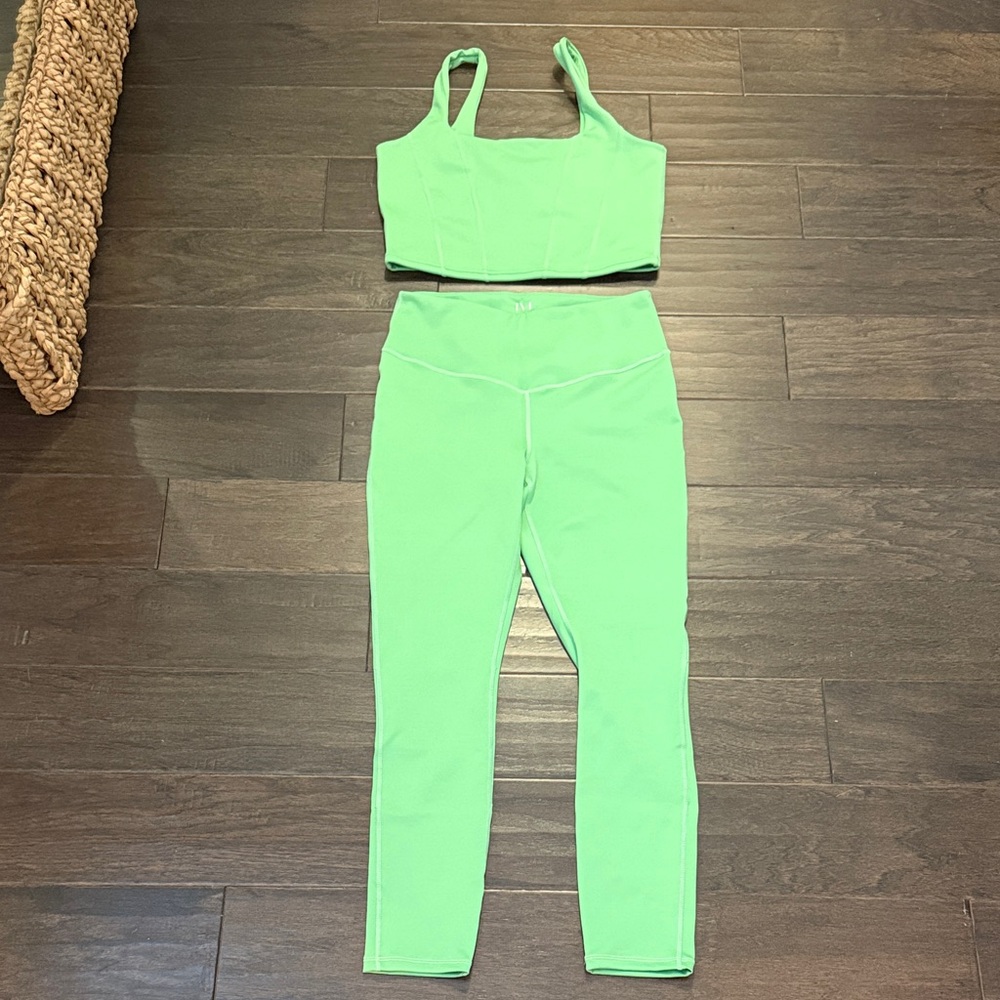 Stylish Green Women's Leggings and Top Set